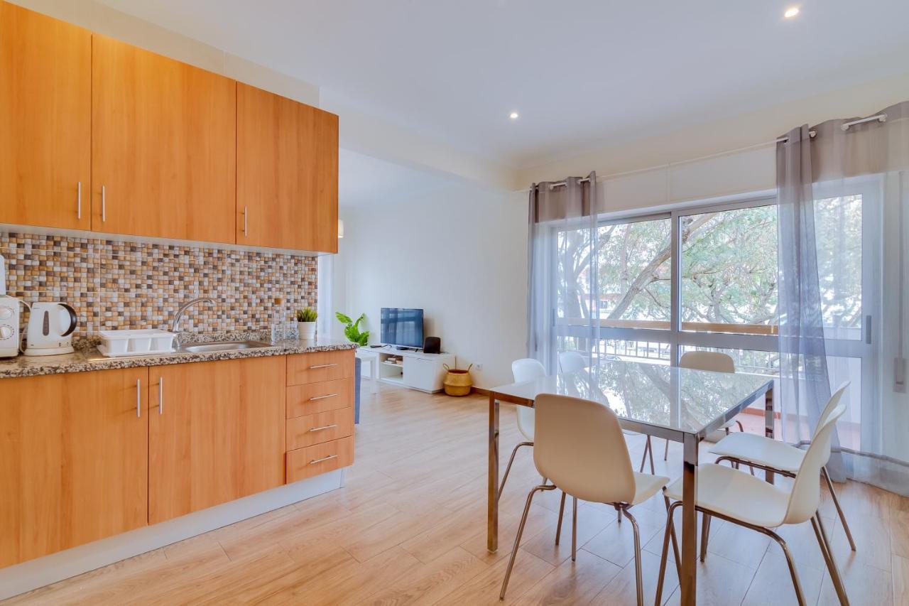 Quarteira 2Br - Near The Beach At Homesbyfc Esterno foto